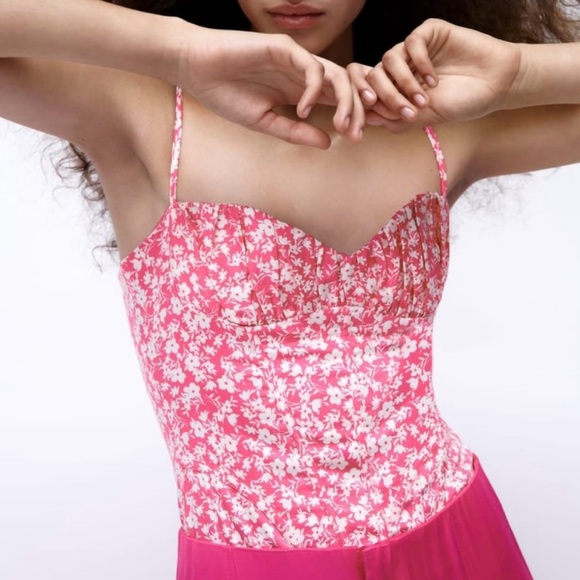 Zara Tops - NWT Beautiful and Flirty Zara Pink Floral Bodysuit